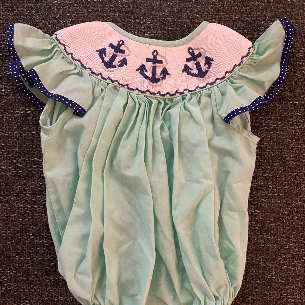 Smocked Anchor Bubble
